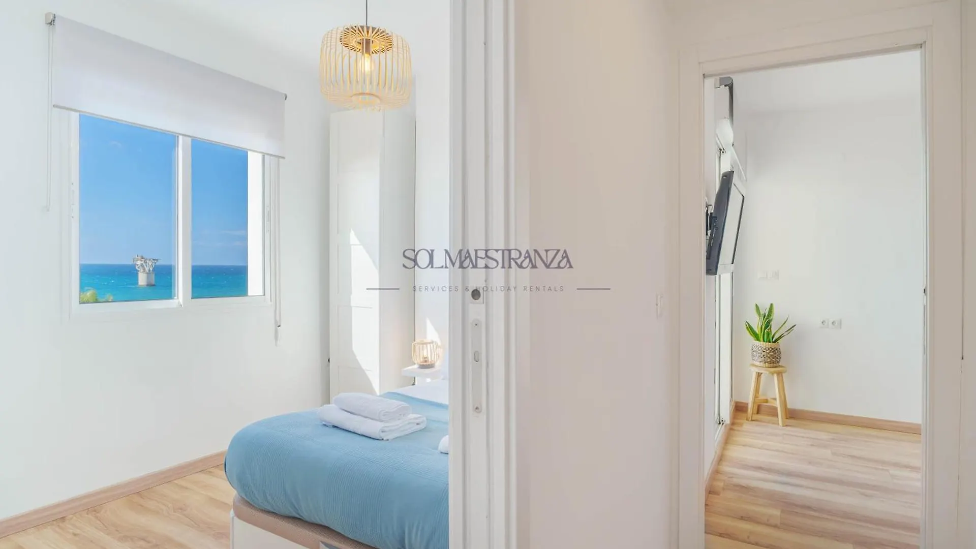 Marbella Beach Front View By Sol Maestranza Apartament